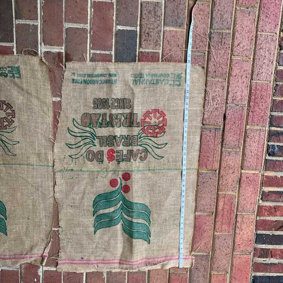 Coffee Bean Burlap Sack Brasil Tristao Leaf and Berry Decor - Picture 4 of 8